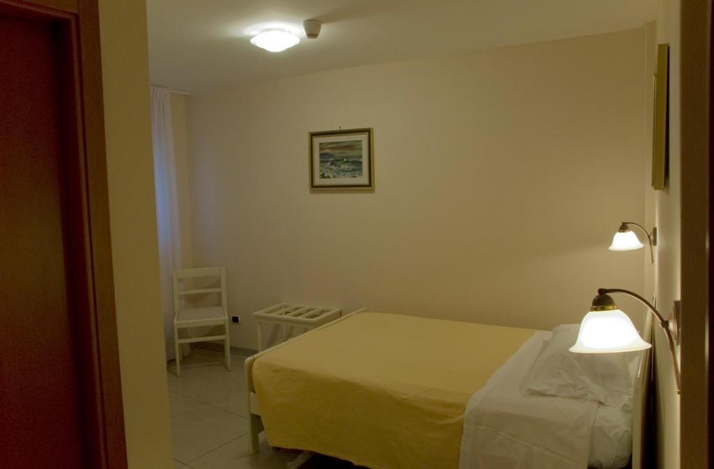 Hotel Cristallo Lerici Zimmer foto